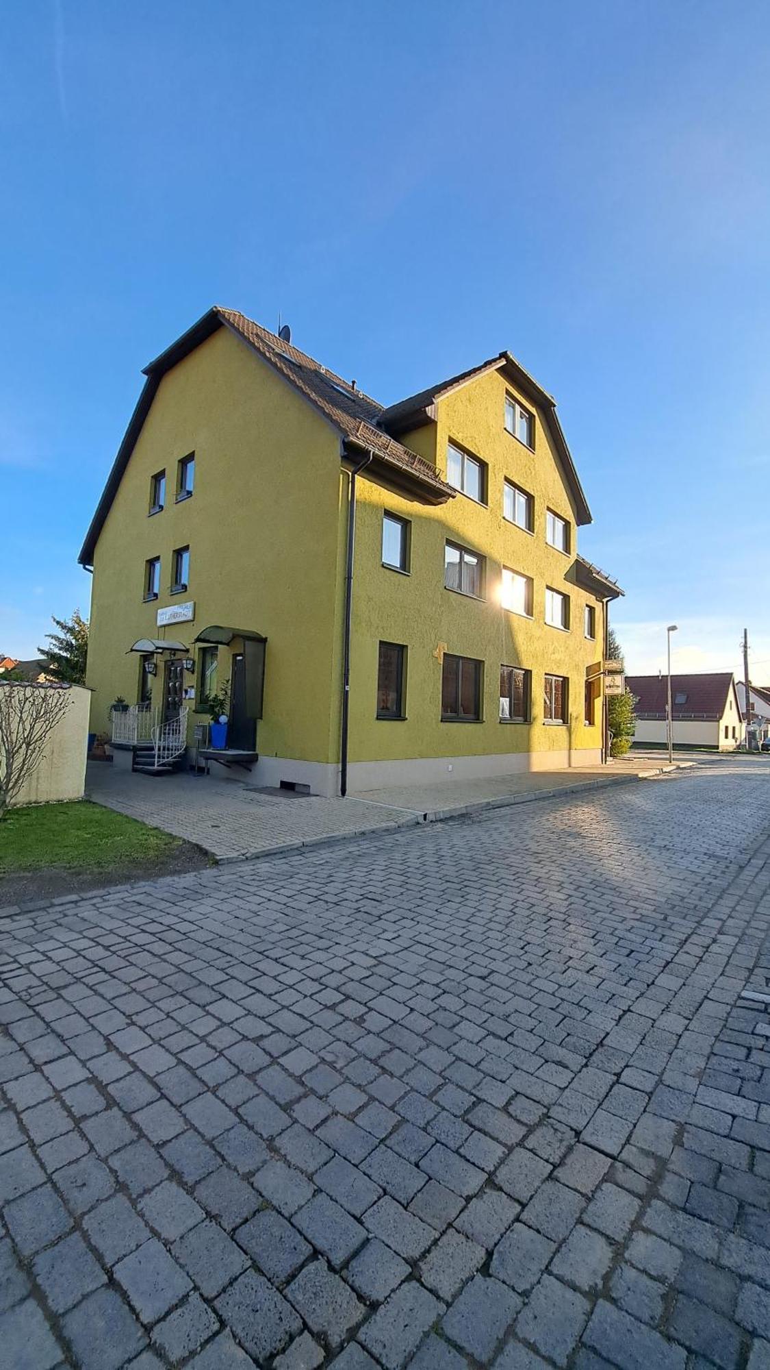 Hotel Garni Pension Zur Lutherstadt Lutherstadt Eisleben Eksteriør billede