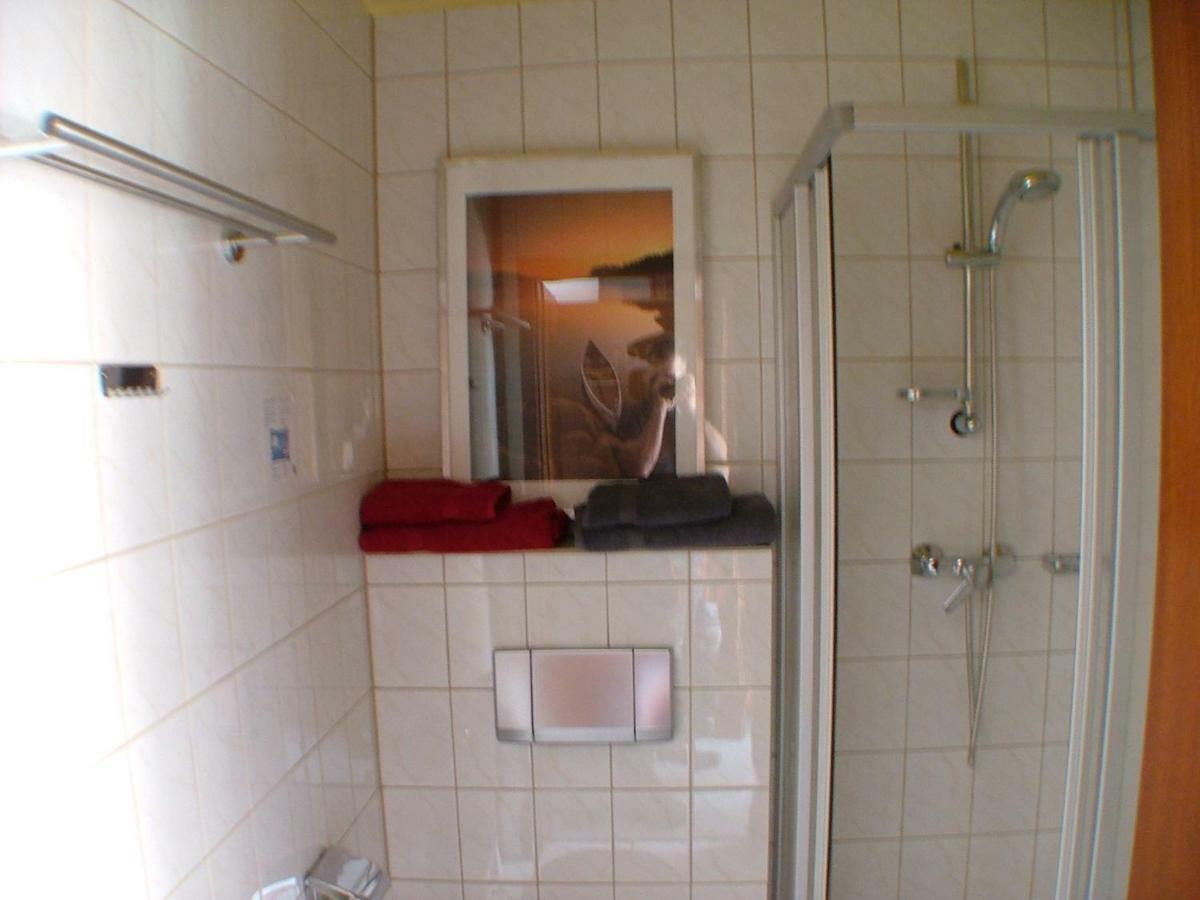 Hotel Garni Pension Zur Lutherstadt Lutherstadt Eisleben Eksteriør billede